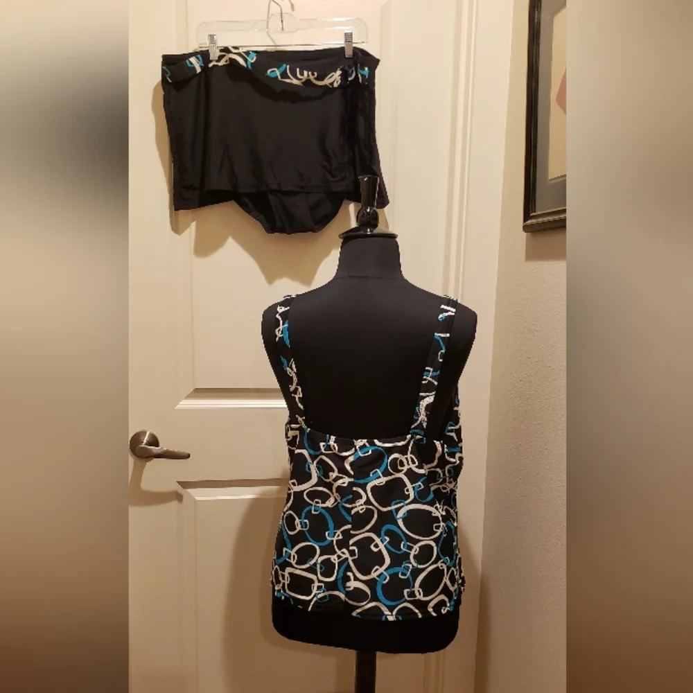 Ocean Dream Women's Black and Blue Patterned  Tankini Set (TOP AND BOTTOM)